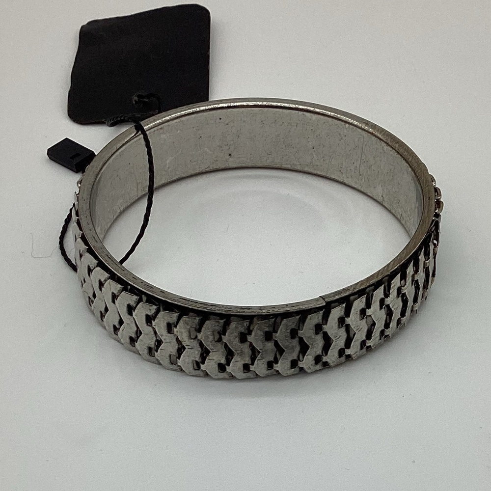 803. Gunmetal Thin Bracelet Multi-Texture Design